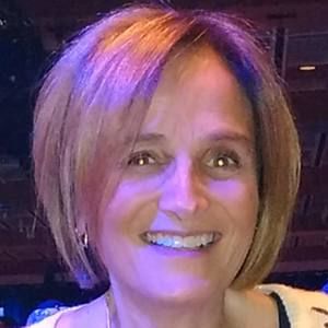 Meet your Posher, Monelle